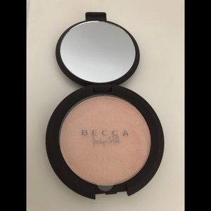 Becca Shimmering Skin Perfector Pressed Higlighter